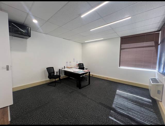 121M² OFFICE TO LET IN ILLOVO